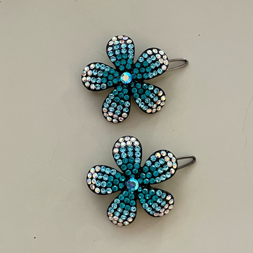 Swarovski Crystal Ombré Flower Hair Clips